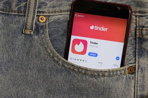 tinder libertin|Tinder: come funziona la app di incontri e come usarla, guida ...